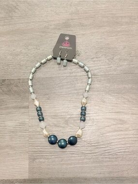 paparazzi Silver-Blue Bead Necklace with Matching Earrings